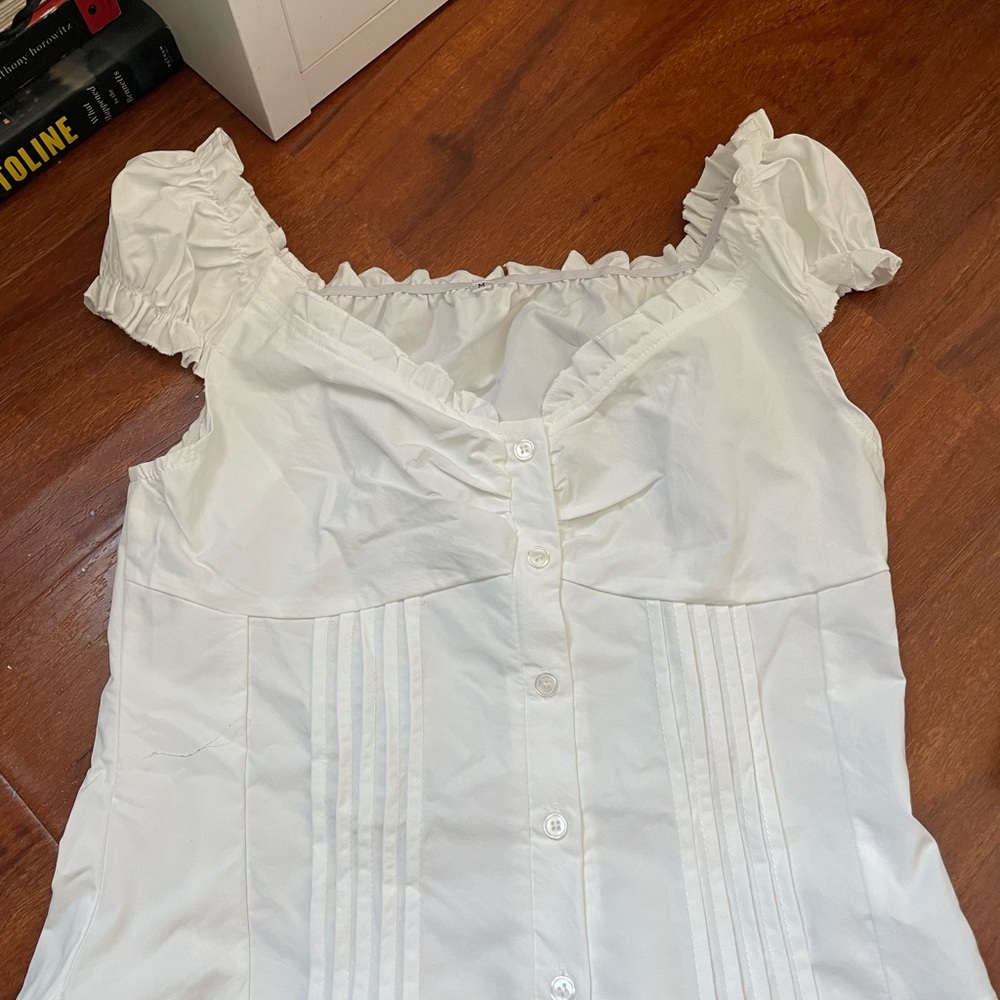 SHEIN White Puff Sleeve Ruffled Blouse